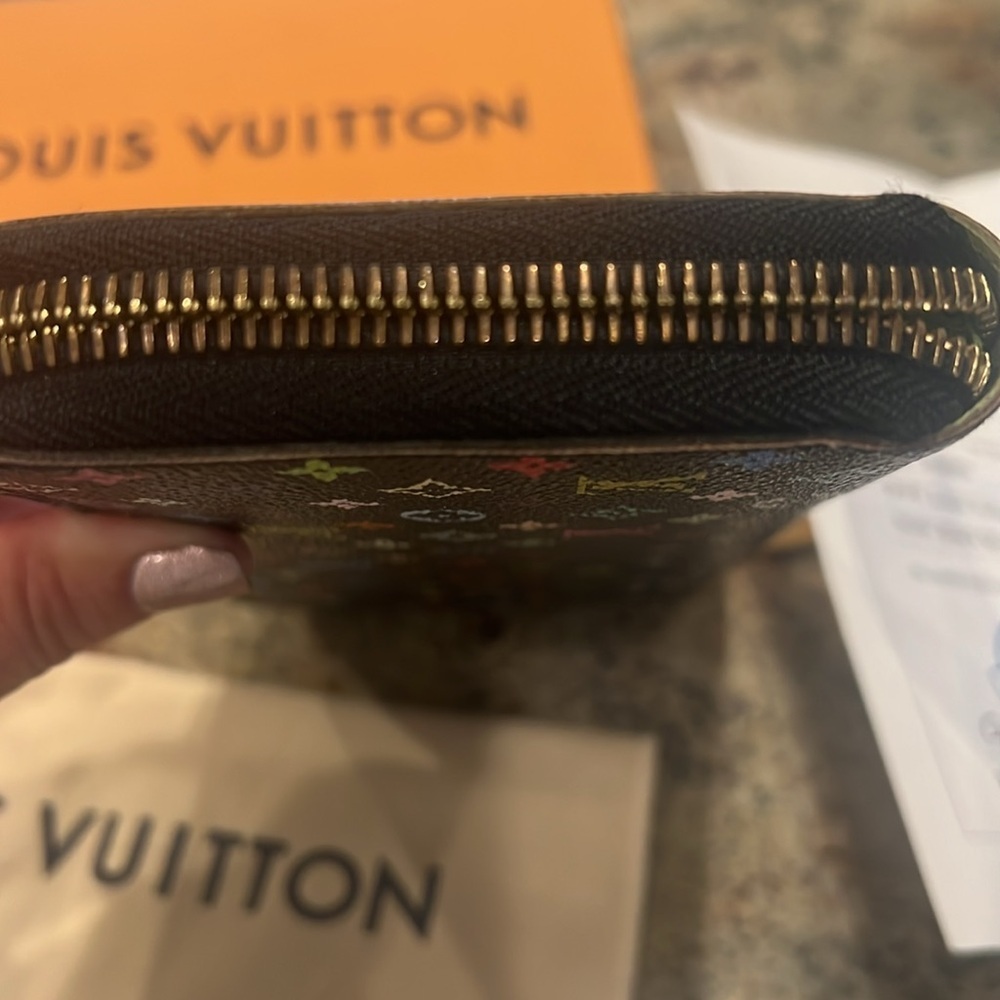 Louis Vuitton Mirakami Zippy Wallet Lime Inside Authentic w/ COA - Picture 11 of 11